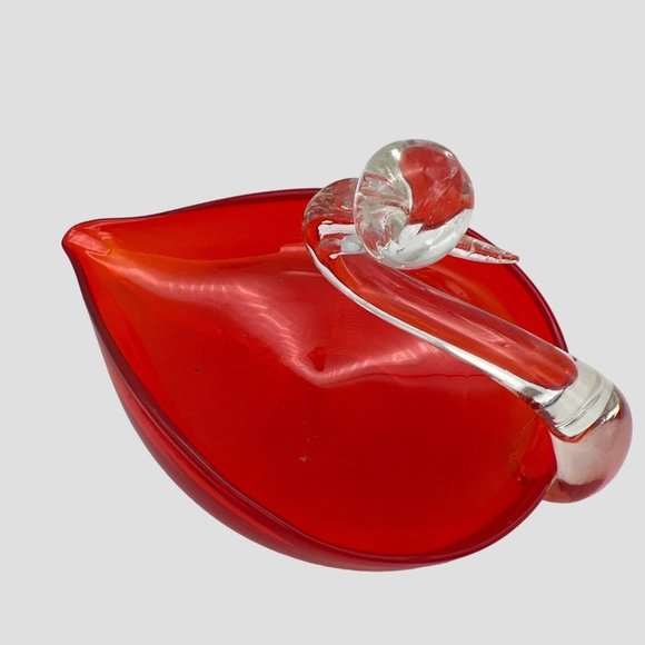 Vintage Art Glass Swan Trinket Dish Ruby Red & Clear 7.5" x 5" MCM - Picture 2 of 6